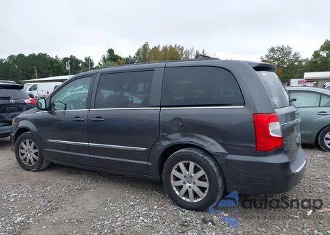 2015 Chrysler Town & Country Touring z USA, uszkodzony, nr VIN 2C4RC1BG5FR538724